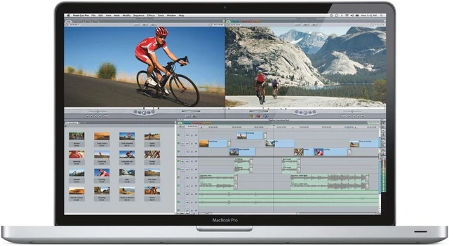 Main image of Apple MacBook Pro MD311LL/A Intel Core i7-2860QM X4 2.5GHz 4GB 750GB 17.0", Silver (Refurbished)