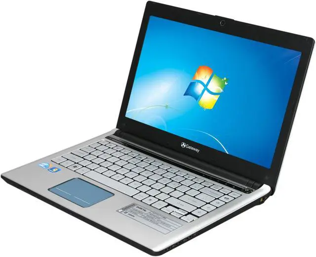 Main image of Gateway Laptop Intel Core i3-380M 4GB Memory 640GB HDD Intel HD Graphics 14.0" Windows 7 Home Premium 64-bit ID49C14u