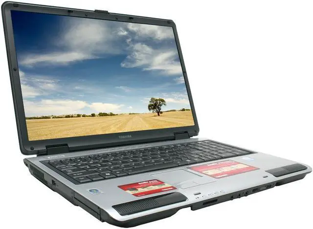 TOSHIBA Satellite 17.0