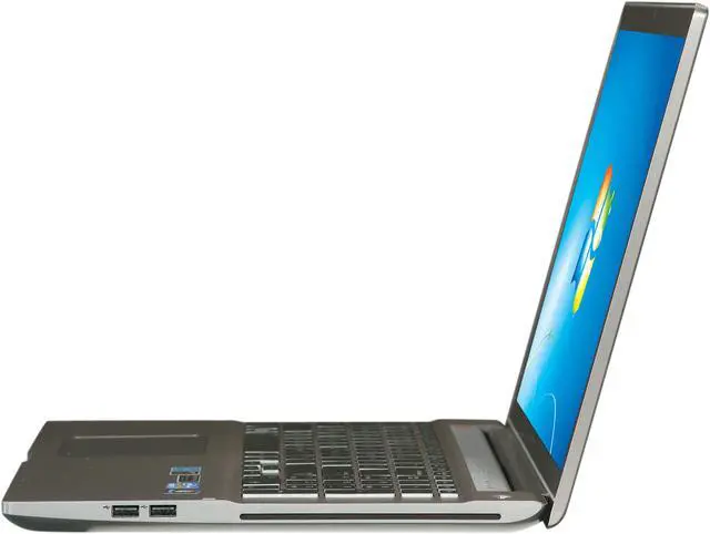 Alt view image 2 of 8 - SAMSUNG Series 7 - 17.3" NVIDIA GeForce GT 650M - Intel Core i7-3615QM  - 8GB Memory - - Windows 7 Home Premium 64-Bit - Gaming Laptop - (NP700Z7C-S01US )