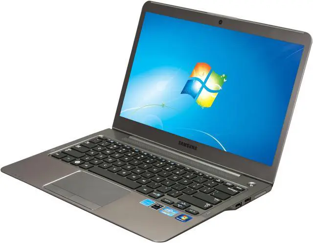 Main image of SAMSUNG Series 5 Intel Core i5-2467M 4GB Memory 500GB HDD Intel HD Graphics 3000 13.3" 1366 x 768 Ultrabook Windows 7 Home Premium 64-Bit NP530U3B-A01US