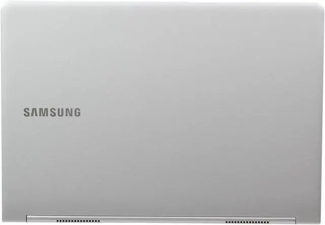 Alt view image 3 of 8 - SAMSUNG Series 9 NP900X3D-A01US 13.3" Ultrabook