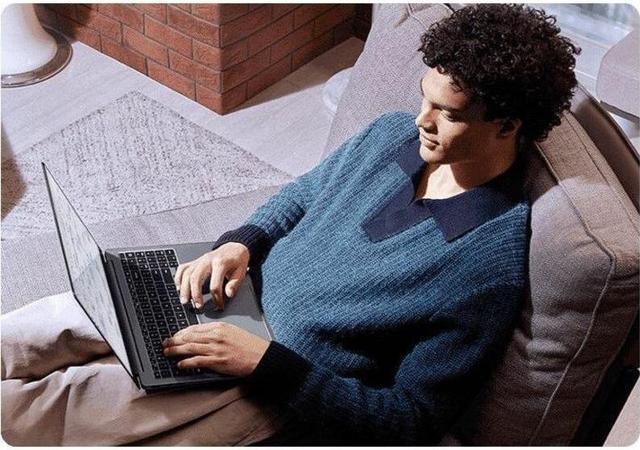 Alt view image 8 of 10 - Samsung Galaxy Book4 360 NP754QGK-KS1US 15.6" Touchscreen Convertible 2 in 1 Notebook - Full HD - Intel Core 7 150U - Intel Evo Platform - 16 GB - 512 GB SSD - Silver