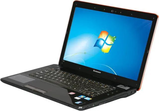 Main image of Lenovo Laptop IdeaPad Intel Core i7-720QM 6GB Memory 500GB HDD ATI Mobility Radeon HD 5730 15.6" Windows 7 Home Premium 64-bit Y560(0646-2HU)