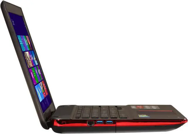 Alt view image 4 of 8 - TOSHIBA Qosmio - 17.3" NVIDIA GeForce GTX 770M - Intel Core i7-4700MQ - 16GB Memory - - Windows 8 - Gaming Laptop - (X75-A7295 )