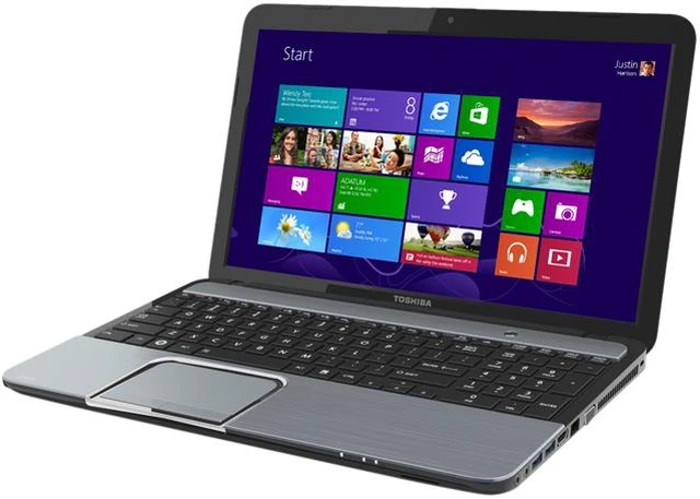 TOSHIBA Satellite 15.6