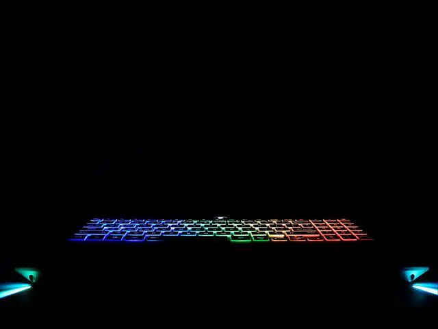 Alt view image 12 of 16 - AORUS 15-X9-RT4AD Core i7-8750H NVIDIA GeForce RTX 2070 16 GB Memory 512 GB Intel SSD 1 TB HDD Win10 15.6" FHD LG IPS 144 Hz Gaming Laptop -- ONLY @ NEWEGG