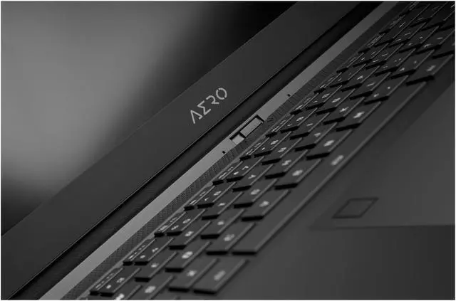 Alt view image 9 of 20 - AERO 15 OLED XA-7US5130SP UHD AMOLED i7-9750H NVIDIA GeForce RTX 2070 Max-Q 8 GB GDDR6 16 GB RAM 512 GB M.2 PCIe SSD Windows 10 Pro Gaming Laptop