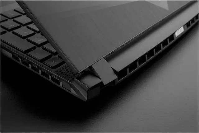 Alt view image 18 of 20 - GIGABYTE AERO 15 - 15.6" - Intel Core i7-10750H - RTX 2070 Max-Q - 16 GB Memory - 512 GB SSD - Gaming Laptop (AERO 15 WB-7US1130SH)