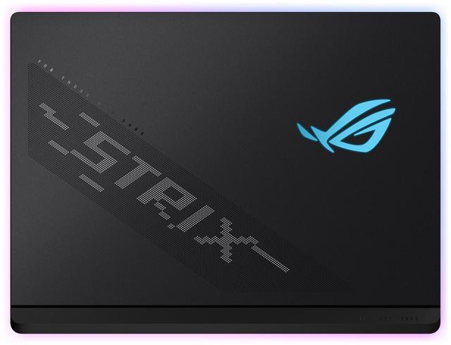 Alt view image 7 of 10 - ASUS ROG Strix Scar - 18" GeForce RTX 5090 Laptop GPU - Intel Core Ultra 9 275HX - 32GB Memory - 2 TB PCIe SSD - Windows 11 Pro - GAMING LAPTOP - 240 Hz (G835LX-XS97)