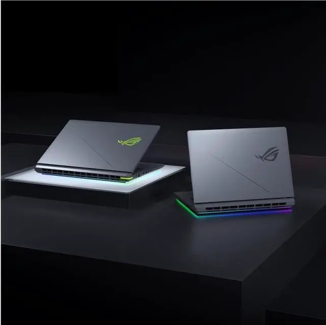 Alt view image 16 of 17 - ASUS ROG Strix G18 - 18" GeForce RTX 5070 Laptop GPU - Intel Core Ultra 9 275HX - 32GB Memory - 2TB PCIe 4.0 NVMe M.2 SSD - Windows 11 Pro - Gaming Laptop - 240 Hz (G815LP-XS97 )