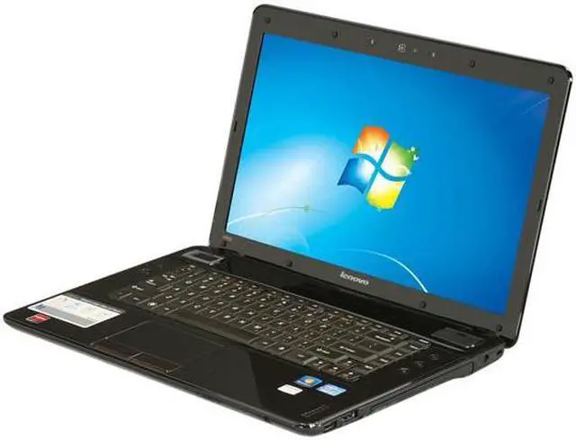 Main image of Lenovo Laptop IdeaPad Intel Core i7-2630QM 4GB Memory 500GB HDD AMD Radeon HD 6570M 15.6" Windows 7 Home Premium 64-bit Y560p (4397-23U)