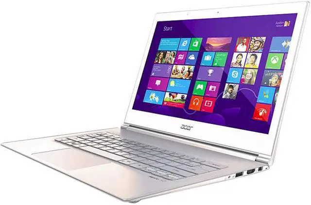 Main image of Acer R5-471T-58FW Intel Core i5 6th Gen 6200U (2.30 GHz) 8 GB Memory 256 GB SSD Intel HD Graphics 520 Touchscreen 1920 x 1080 Thin and Light Laptop Windows 10 Home (Manufacturer Recertified)