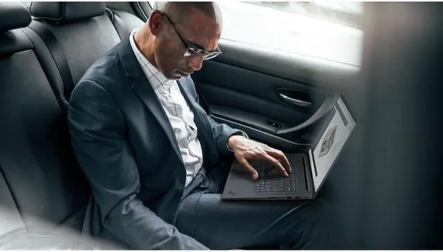 Alt view image 18 of 18 - Lenovo ThinkPad P1 Gen 5 21DC006JUS 16" Mobile Workstation - WQUXGA - 3840 x 2400 - Intel Core i7 12th Gen i7-12700H Tetradeca-core (14 Core) 2.30 GHz - 32 GB Total RAM - 1 TB SSD - Black Weave