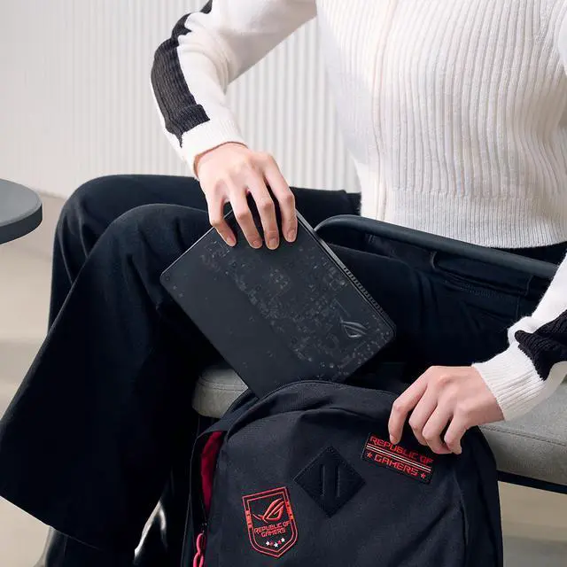 Alt view image 5 of 10 - ASUS ROG XG Mobile (2025) external graphics card, NVIDIA® GeForce RTX™5070 Ti,GC34R-050, Thunderbolt™ 5