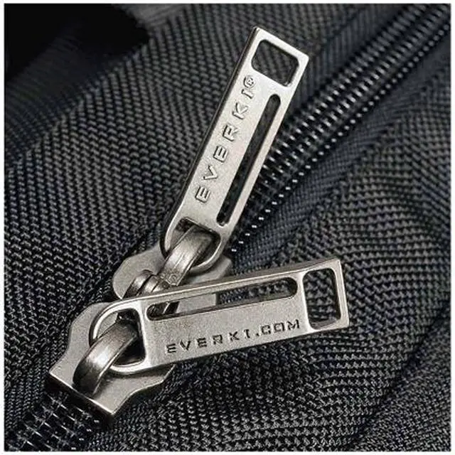 Alt view image 8 of 10 - Everki Black 18.4" Lunar Laptop Bag / Briefcase Model EKB417BK18