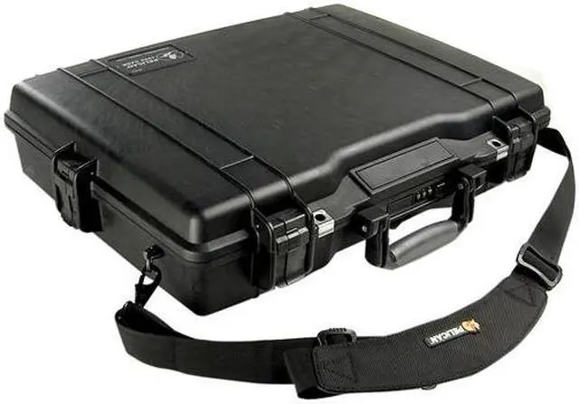 Main image of Pelican Black 1495CC1 Deluxe Laptop Case Model 1495-003-110