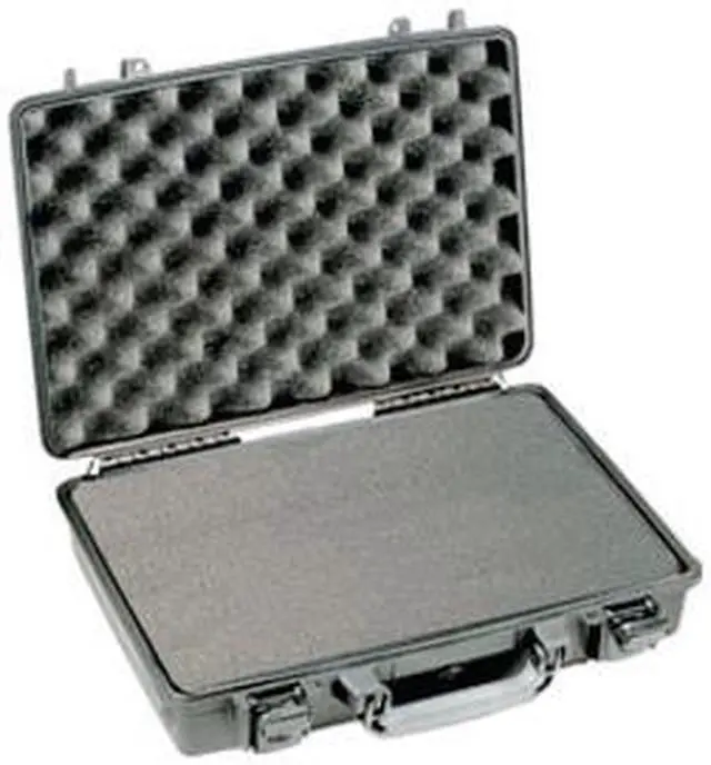Main image of Pelican Black 1490CC1 Deluxe Laptop Case Model 1490-003-110