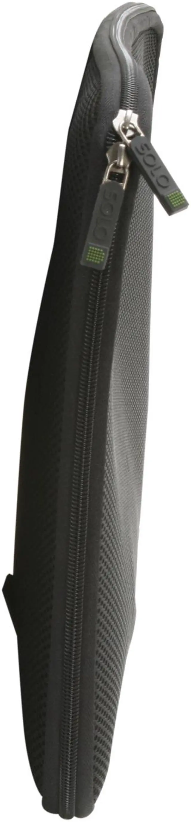 Alt view image 4 of 6 - SOLO 17" AlwaysOn CheckFast Sleeve Model TCB102-4