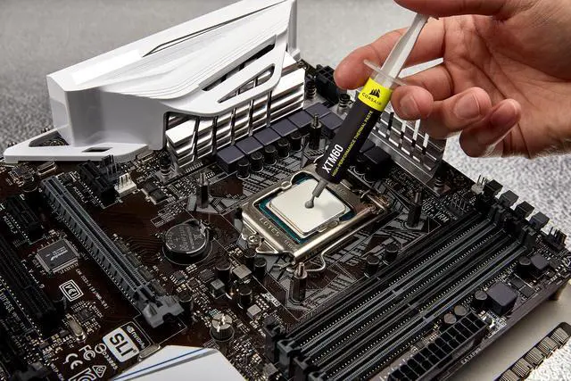 Alt view image 4 of 4 - CORSAIR XTM60 High Performance Thermal Paste, 3g