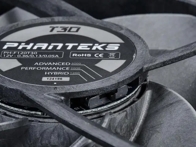 Alt view image 6 of 7 - Phanteks T30-120 Fan Triple-Pack, premium high-performance fan, excellent sound quality, 4-pin PWM, multiple fan RPM modes, Black/Grey