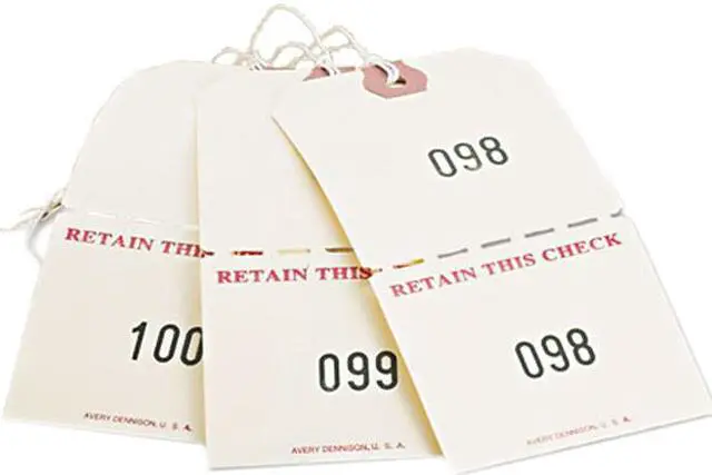 Main image of Avery Duplicate Auto Park Tags, Manila, Strung, 4-3/4" x 2-3/8", 500 Tags (18670)