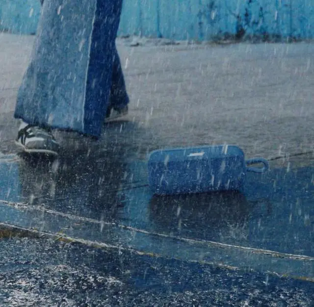 Alt view image 4 of 4 - Bose SoundLink Plus Bluetooth Portable Speaker - Blue Dusk