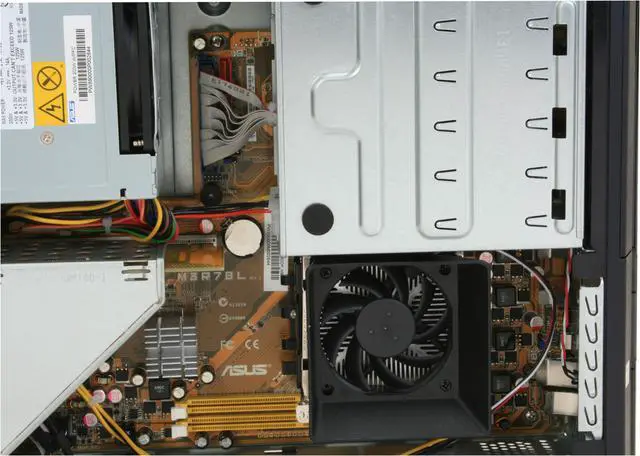 Alt view image 10 of 18 - ASUS P2 Series P2-M3A3200 AMD Socket AM2+ / AM2 AMD 780G 1 x HDMI Barebone