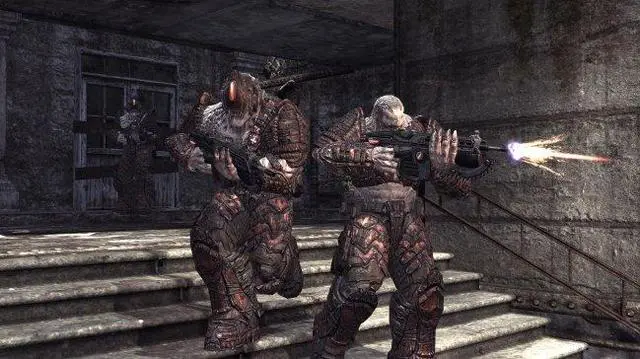 Alt view image 12 of 20 - Gears of War 2 Xbox 360 Game