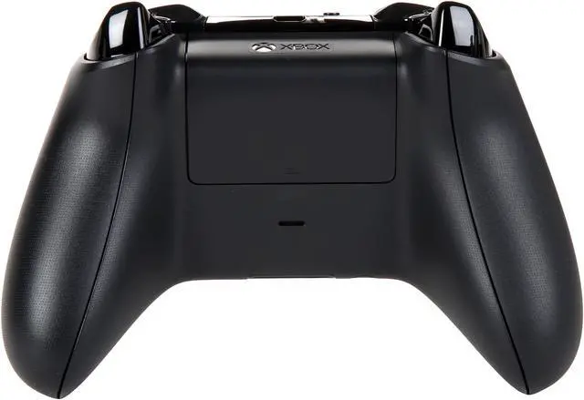 Alt view image 4 of 8 - Microsoft Xbox Wireless Controller - Black