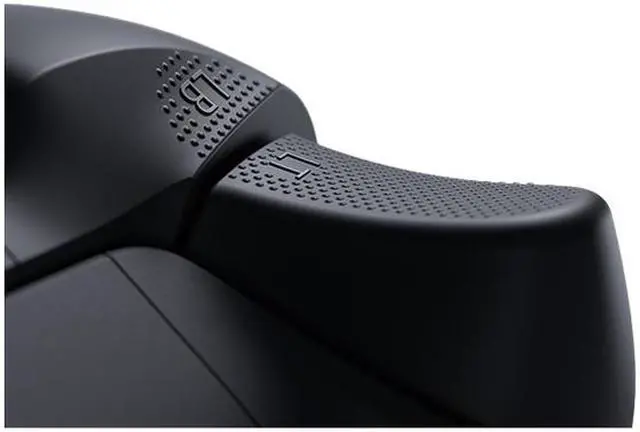 Alt view image 4 of 5 - Xbox Wireless Controller - Carbon Black
