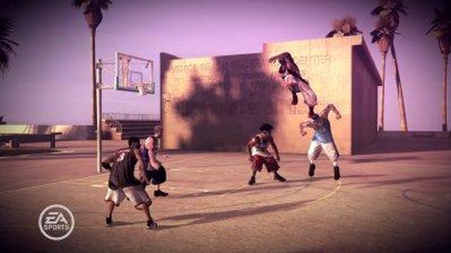 Alt view image 9 of 20 - NBA Street: Homecourt Xbox 360 Game