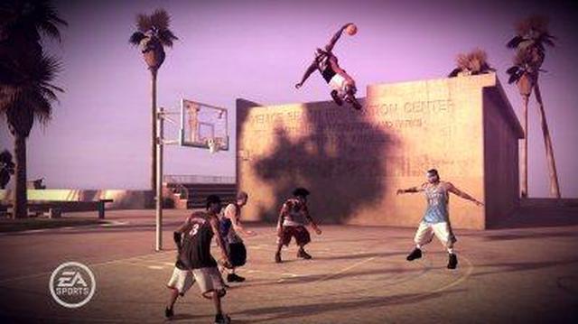 Alt view image 10 of 20 - NBA Street: Homecourt Xbox 360 Game