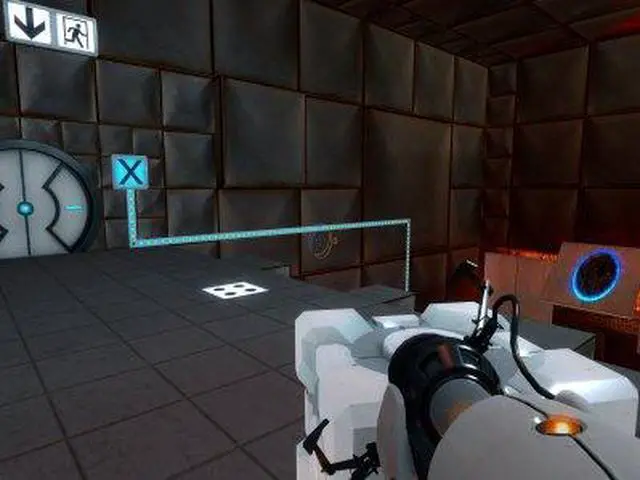 Alt view image 9 of 18 - Half Life 2 Orange Box Xbox 360 Game