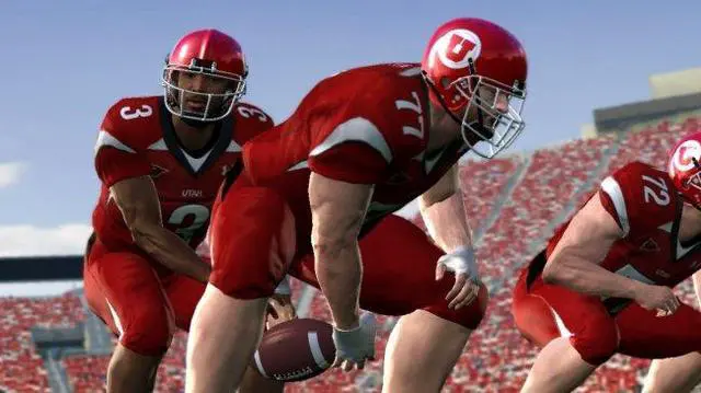 Alt view image 2 of 15 - NCAA Football 2010 Xbox 360 Game