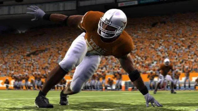 Alt view image 8 of 15 - NCAA Football 2010 Xbox 360 Game