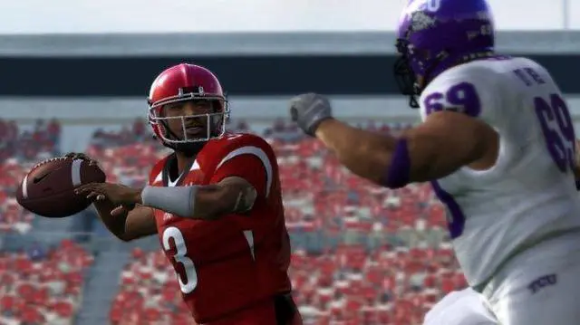 Alt view image 9 of 15 - NCAA Football 2010 Xbox 360 Game