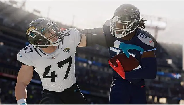 Alt view image 6 of 6 - Madden NFL 22 - Xbox Series X|S