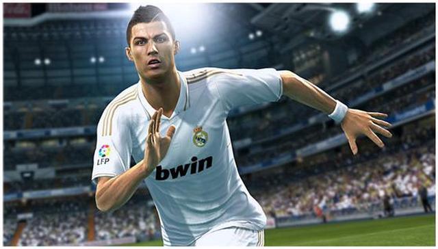 Alt view image 3 of 5 - Pro Evolution Soccer 2013 Xbox 360 Game