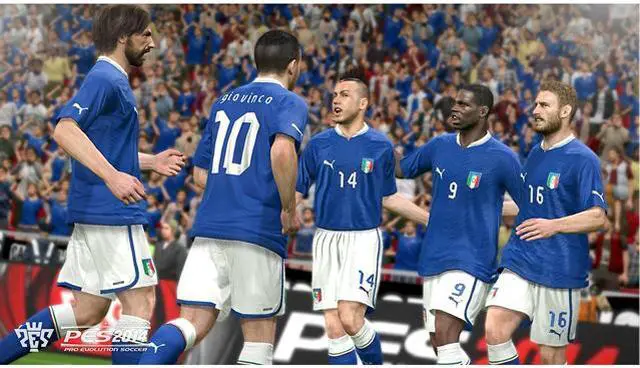 Alt view image 7 of 18 - Pro Evolution Soccer 2014 Xbox 360