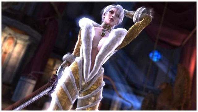 Alt view image 4 of 9 - Soul Calibur V Collector Edition Xbox 360 Game