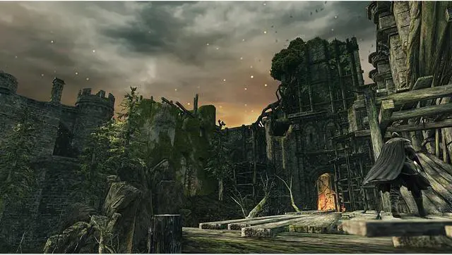 Alt view image 4 of 10 - Dark Souls II: Scholar of the First Sin Xbox One