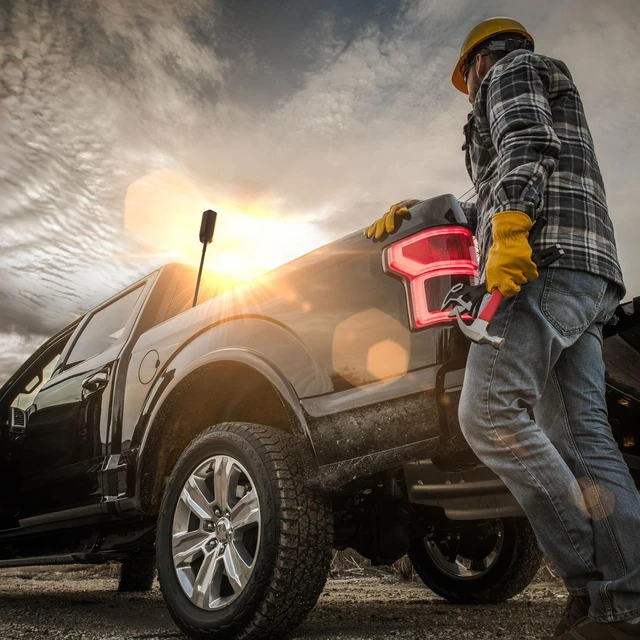 Alt view image 3 of 6 - weBoost Work Truck | Cell Signal Booster for Work Trucks & Fleets, 5G/4G LTE, All Carriers