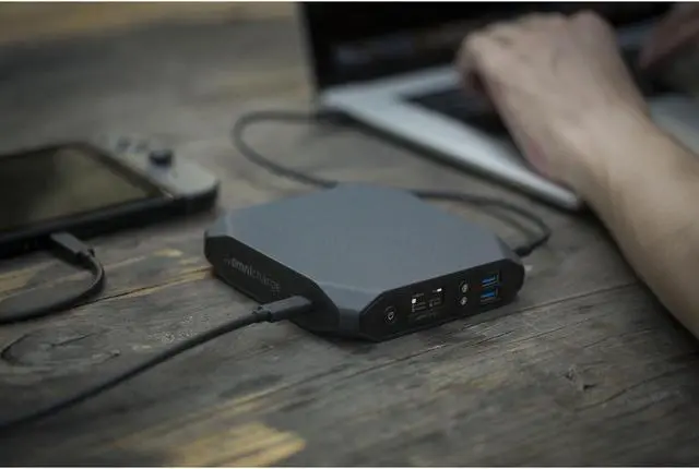 Alt view image 6 of 8 - Omnicharge Omni20+ USB-C power bank - 2 x USB, 2 x USB-C - 100 Watt, 20100 mAh Black, Portable Battery Charger and Hub