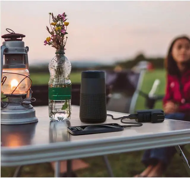 Alt view image 5 of 5 - Belkin BoostCharge Hybrid 25W Wall Charger & 4800mAh Power Bank (Black)