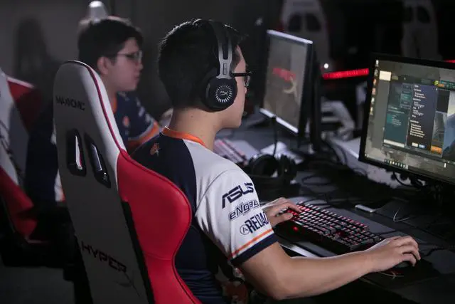 Alt view image 4 of 5 - HyperX Cloud Revolver S Gaming Headset Plug N Play Dolby® Surround 7.1 headphone Studio-grade sound stage lets you hear further