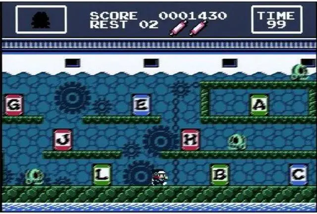 Alt view image 15 of 19 - Retro Game Challenge Nintendo DS Game