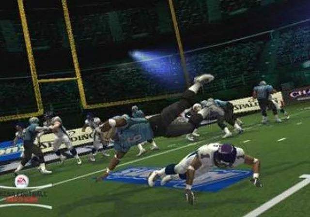 Alt view image 3 of 6 - Arena Football: Road to Glory Game