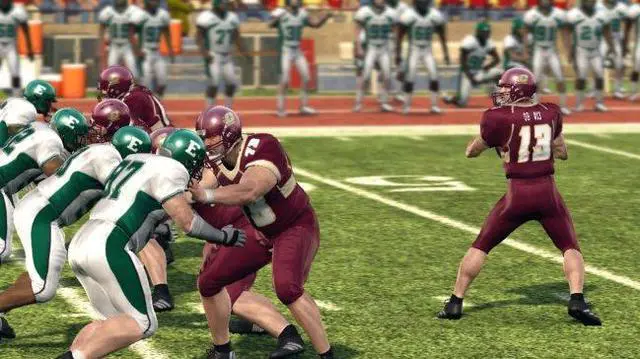 Alt view image 13 of 13 - NCAA Football 10 PSP Game EA