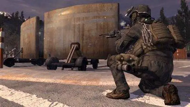 Alt view image 4 of 20 - Call of Duty 4: Modern Warfare PlayStation 3
